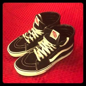 Black And White Vans, Size 7 Youth